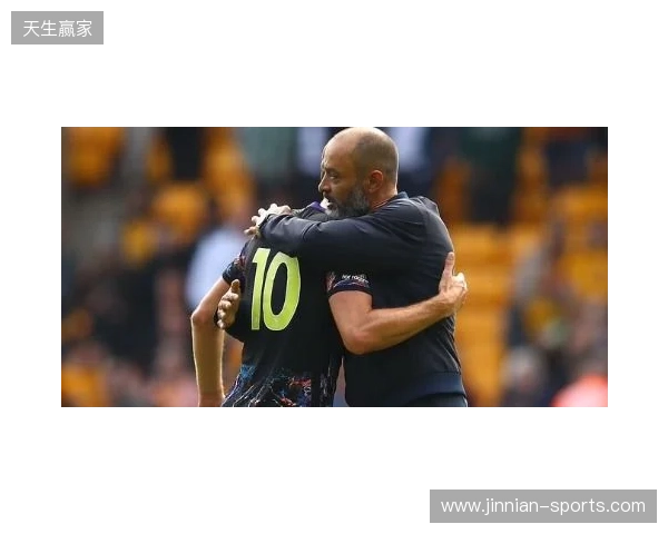 赫内斯:凯恩是最全面中锋,要是伊萨克值1.5亿欧他就值2.5亿