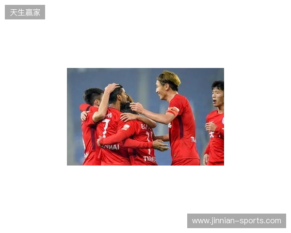 中超-深圳5-2十人三镇 韦斯利、本科维奇分别双响戴伟浚送助攻